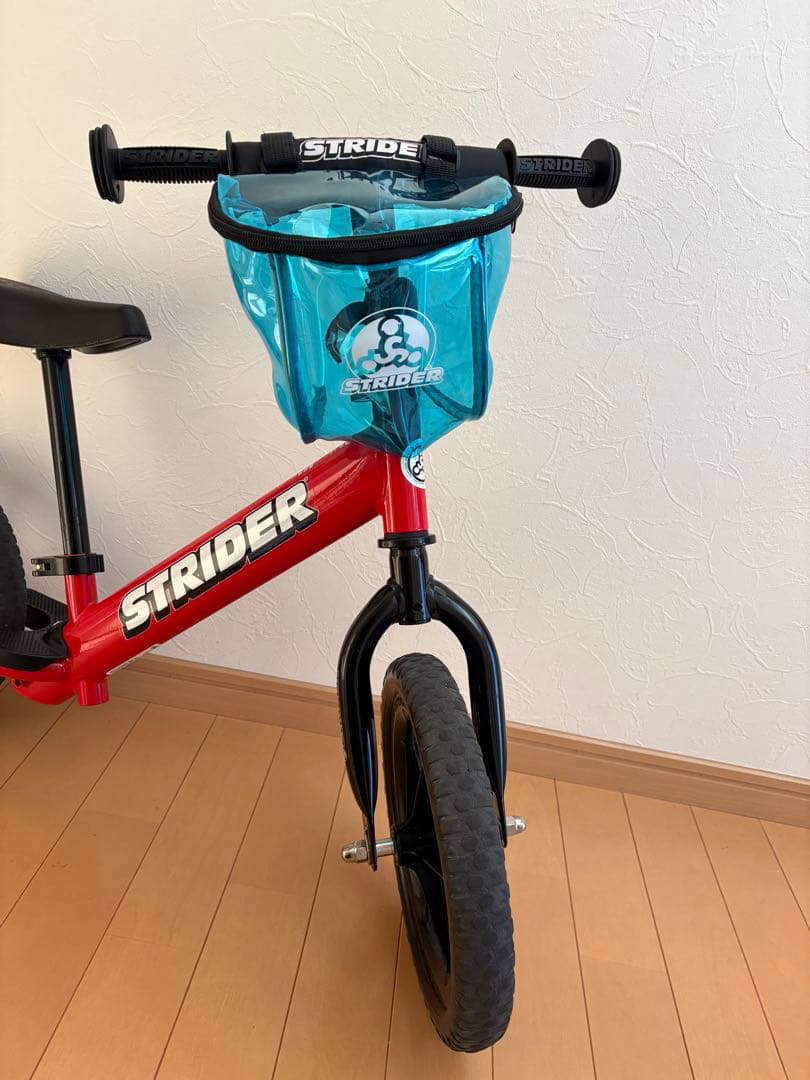 STRIDER バランスバイク 赤 レア品ポーチ.取説付き