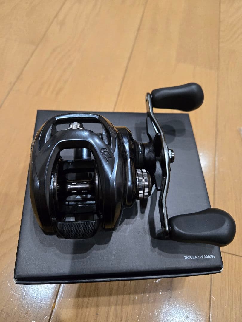 ダイワ　タトゥーラＴＷ　３００ＸＨ　未使用に近い