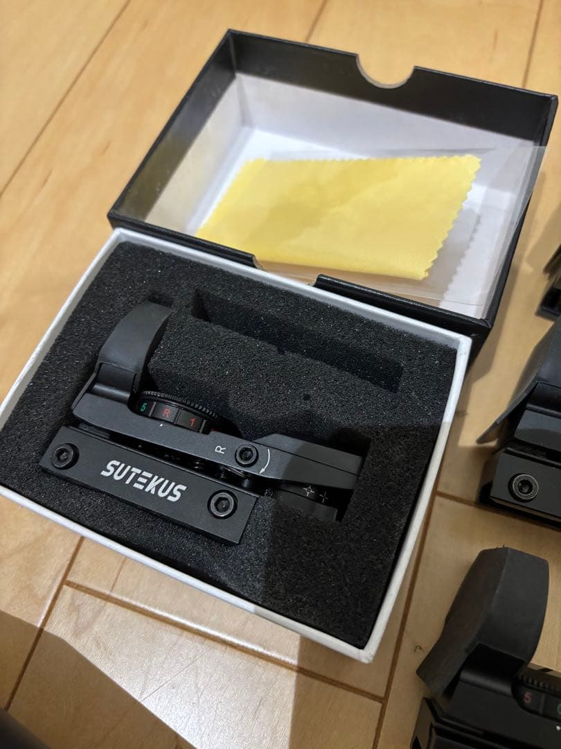 SUTEKUS ドットサイトなどのまとめ売り