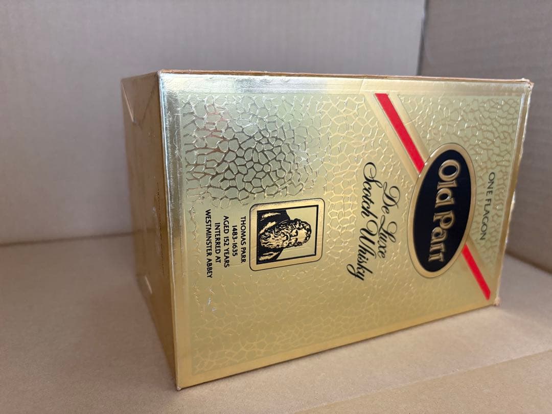 サントリーグランドオールドパー１２年陶器　箱入り