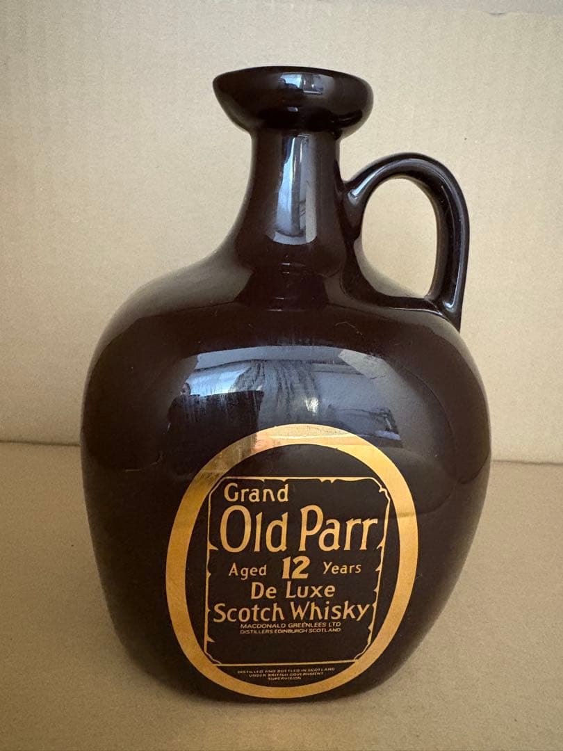 サントリーグランドオールドパー１２年陶器　箱入り