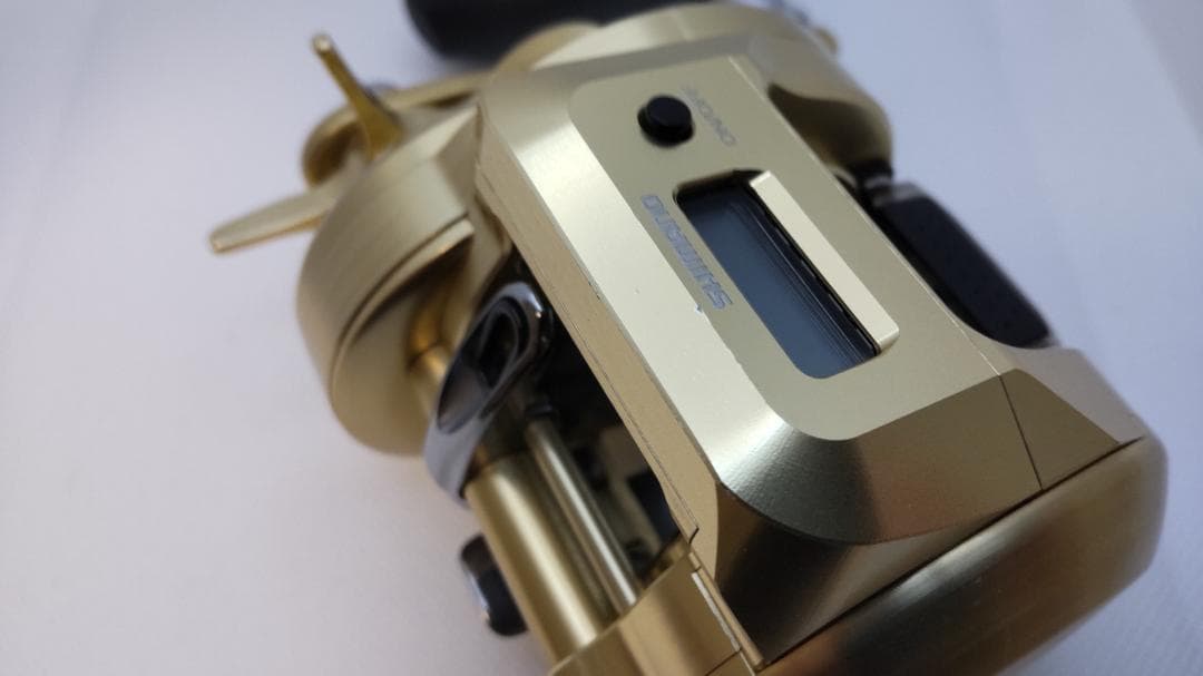 美品　シマノ　オシアコンクエストCT300HG（右巻き）