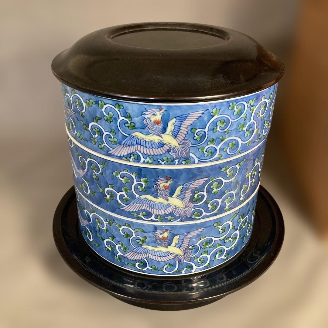 【源右衛門】古伊万里の伝統　名窯　舘林源右衛門作　染錦濃唐草鳳凰文　三段重大蓋物