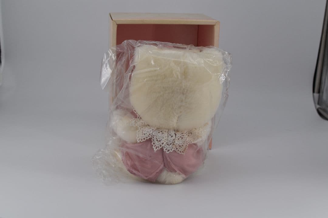 ぬいぐるみ HELLO KITTY COLLECTORS DOLL