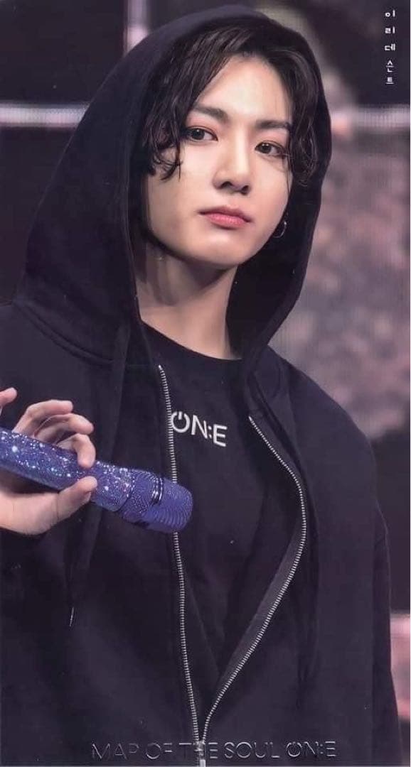 BTS MOS ON:E ジョングク ジミン 着用 ジップアップ パーカー　新品