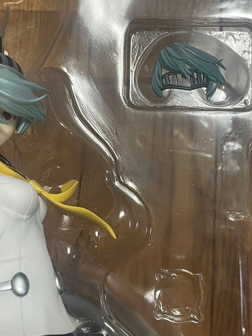 ペルソナ4 ラビリス 1/8フィギュア