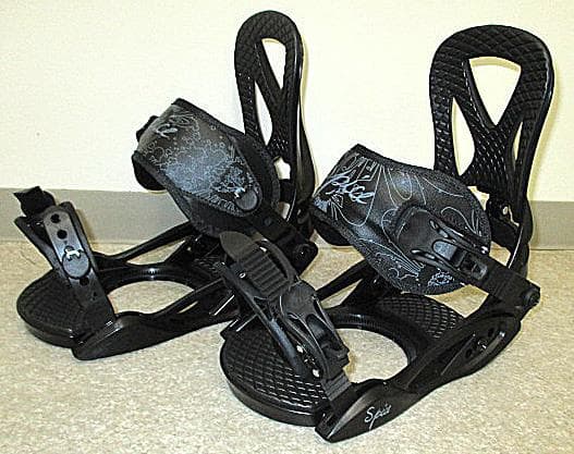 ★IGNIO　スノーボードセット[Milwel Rocker](145) 新品★