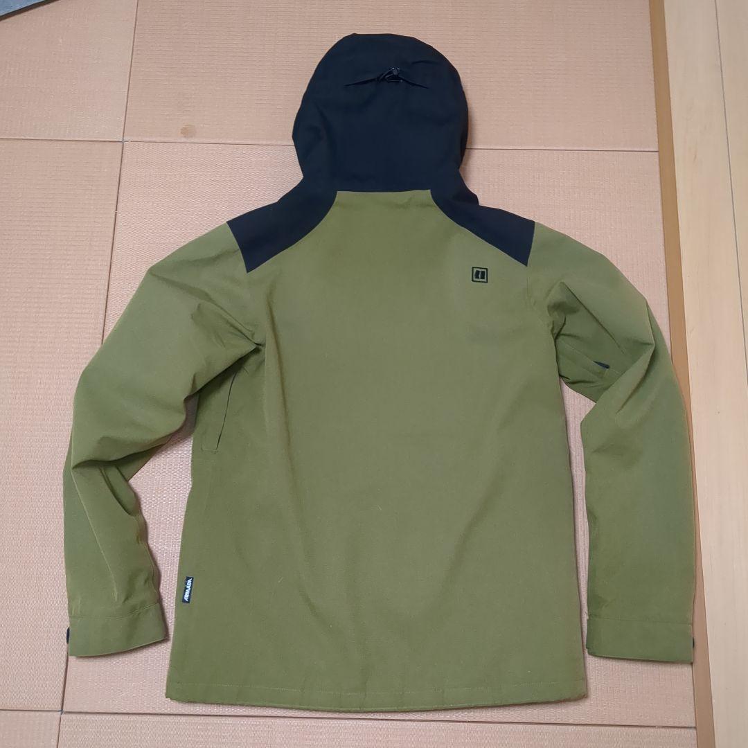 ARMADAウェア　スノーボードウェア BURTON 241 686