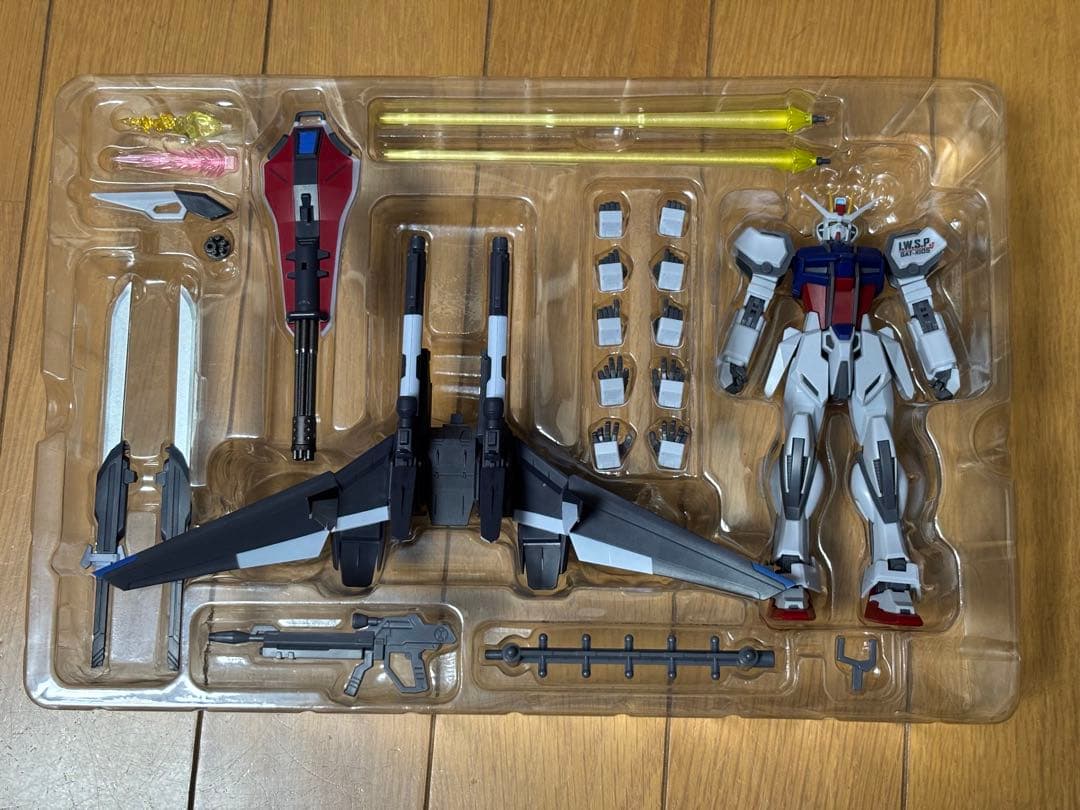 Robot魂 GAT-X105 ストライクガンダム+IWSP ver ANIME