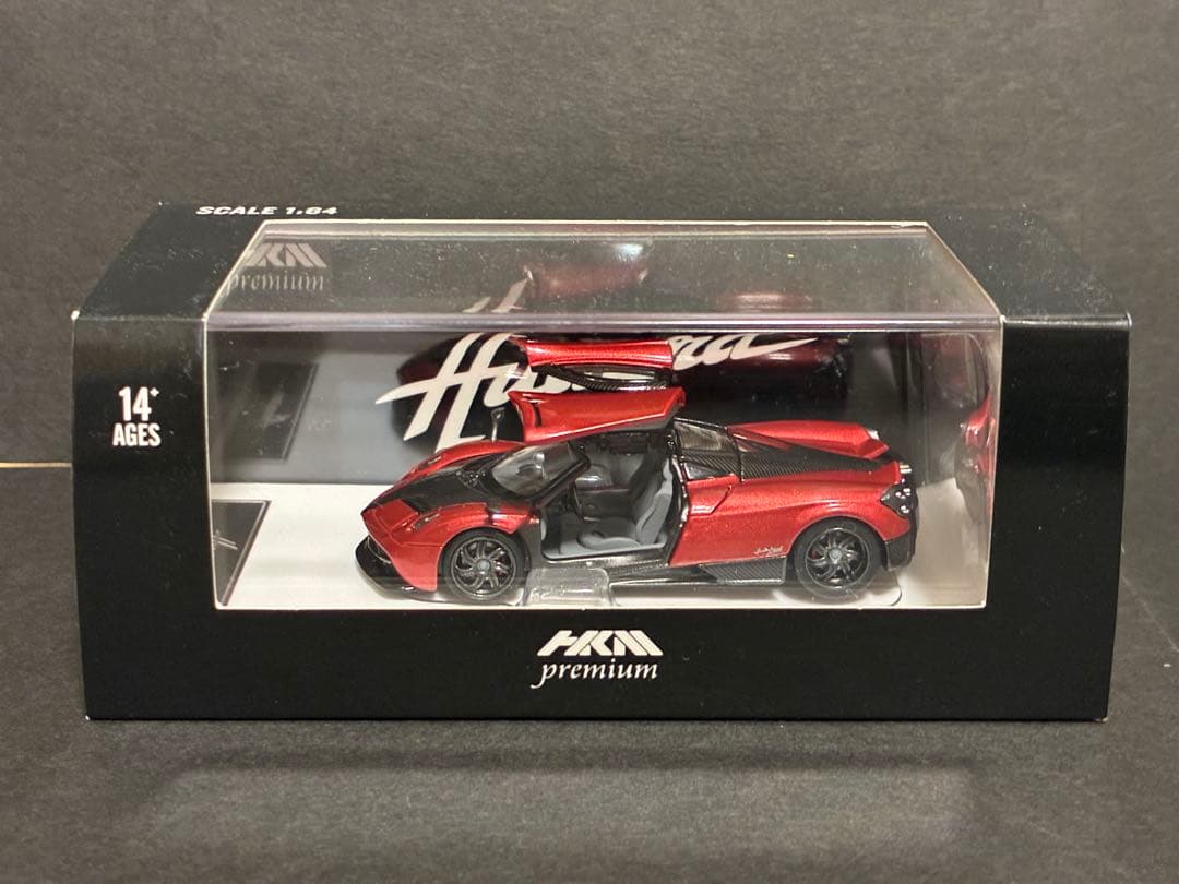 HKM Premium 1/64 パガーニ ウアイラ　999台限定