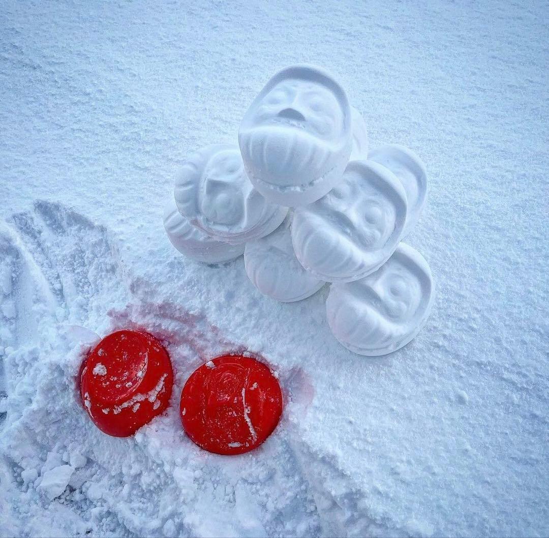 超復刻版ブラックタローマンソフビ人形ソフトビニール太陽の塔岡本太郎ニューエラ近鉄