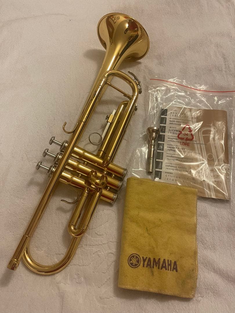 YAMAHA YTR-2335 トランペット本体 ケース付き.