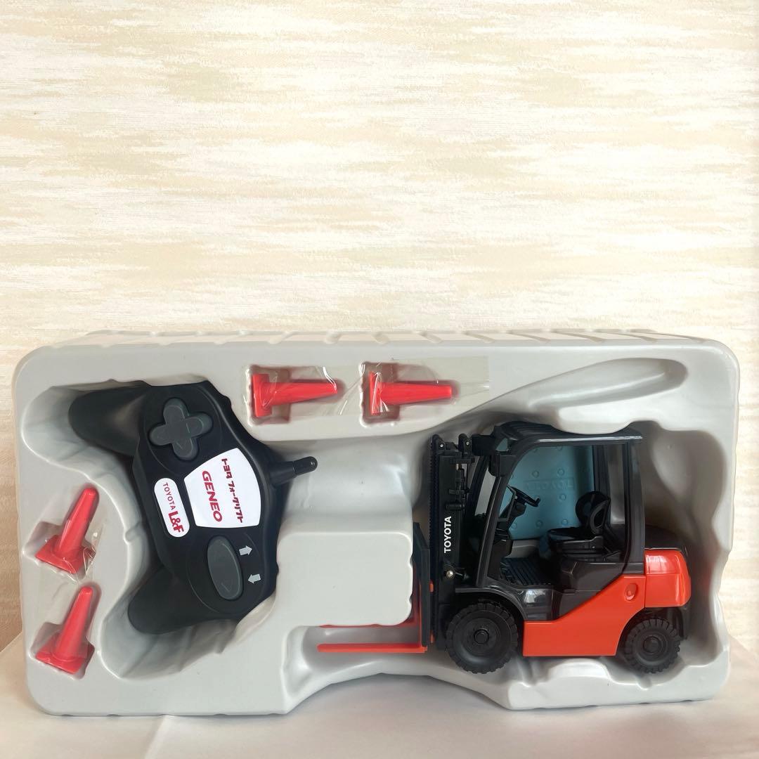 【非売品】TOYOTA ラジコン フォークリフト 8FG/8FD25