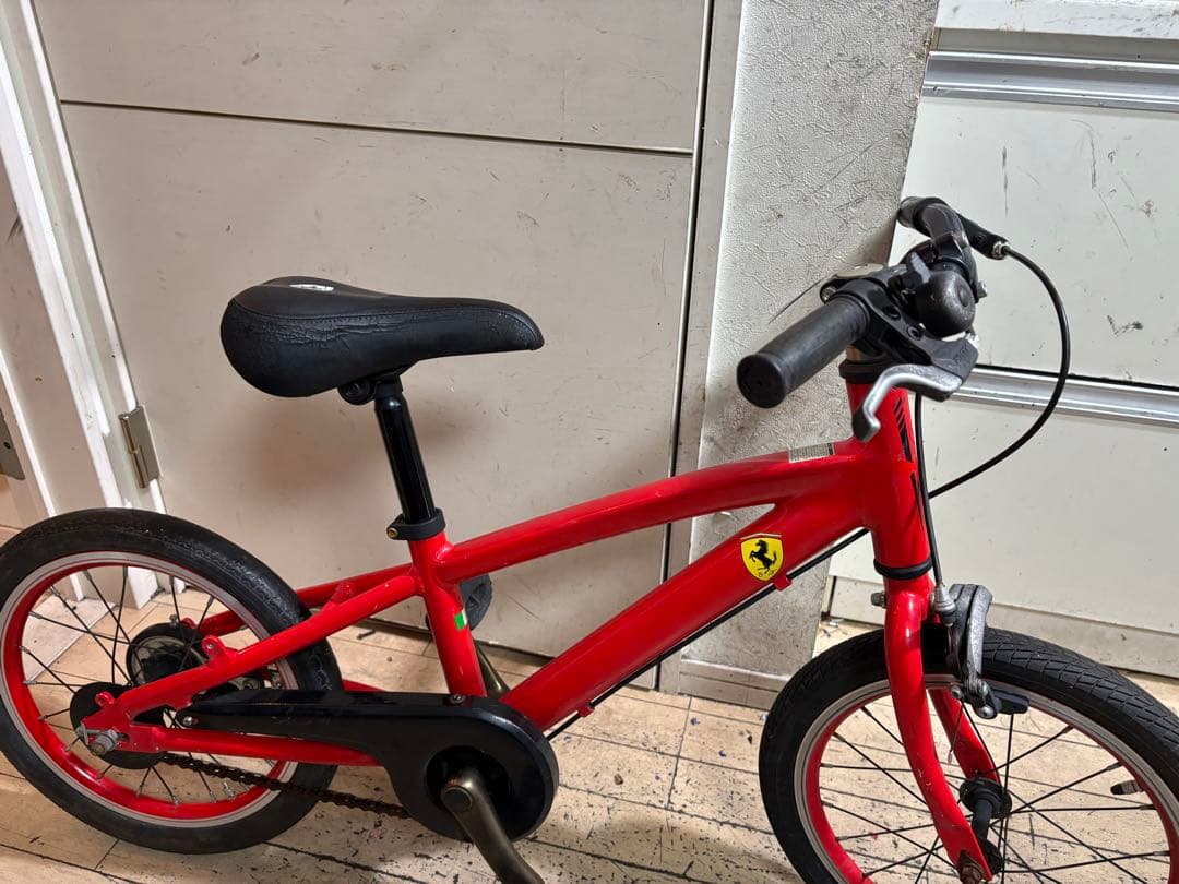 Ferrari フェラーリ16インチ キッズバイク レッド