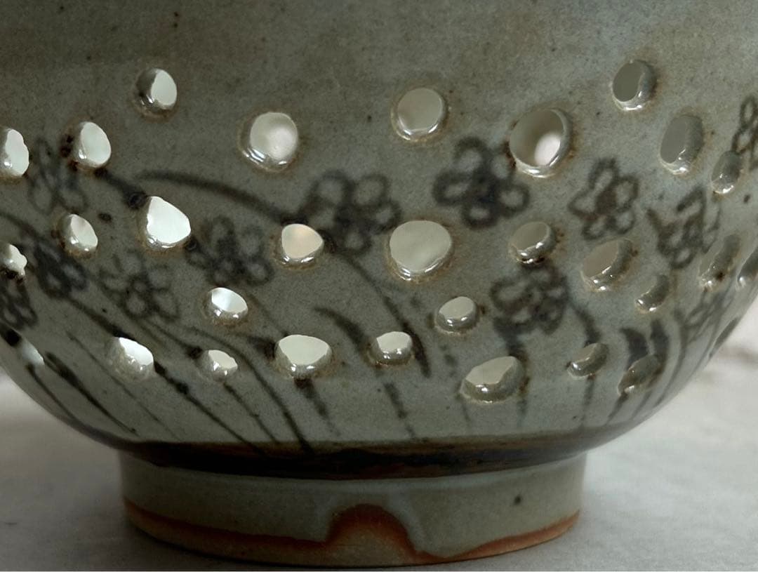 美品 未使用 村田森さん　魯山人写し　山吹透彫鉢