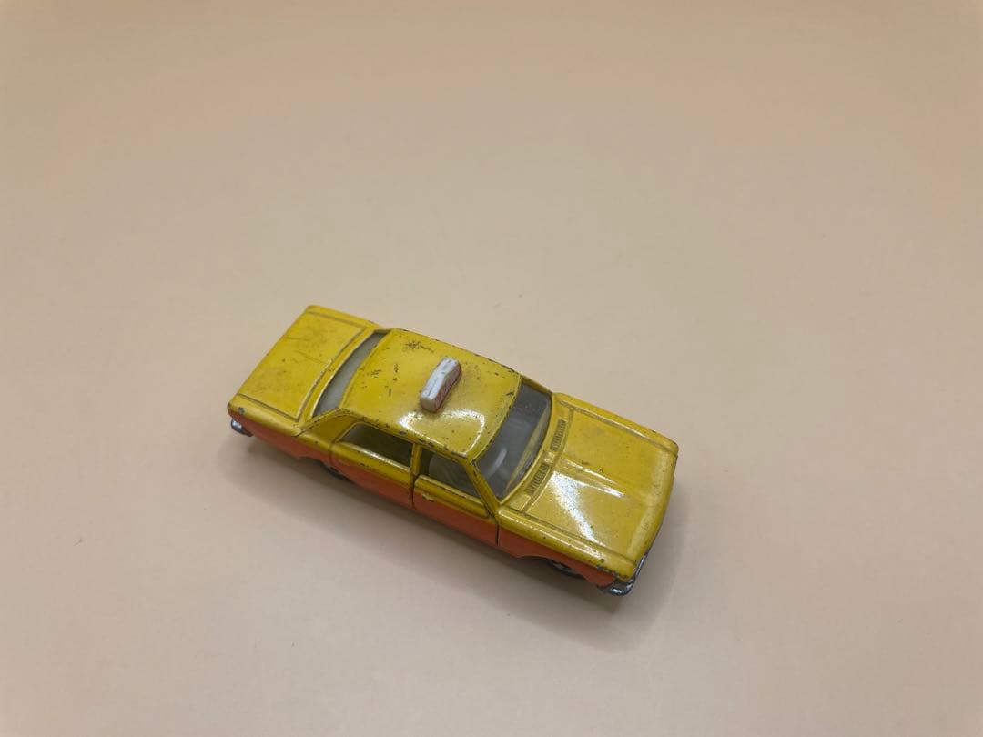 トミカ　トヨタ　クラウン　タクシー　日本製　1Aホイール