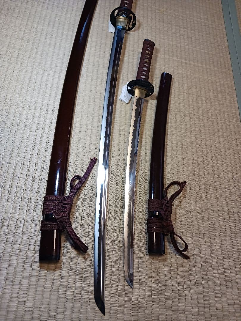 大小居合稽古刀、木製、鮫革(鉄鐔.二重薄刃)、2月末日までの最終値引き