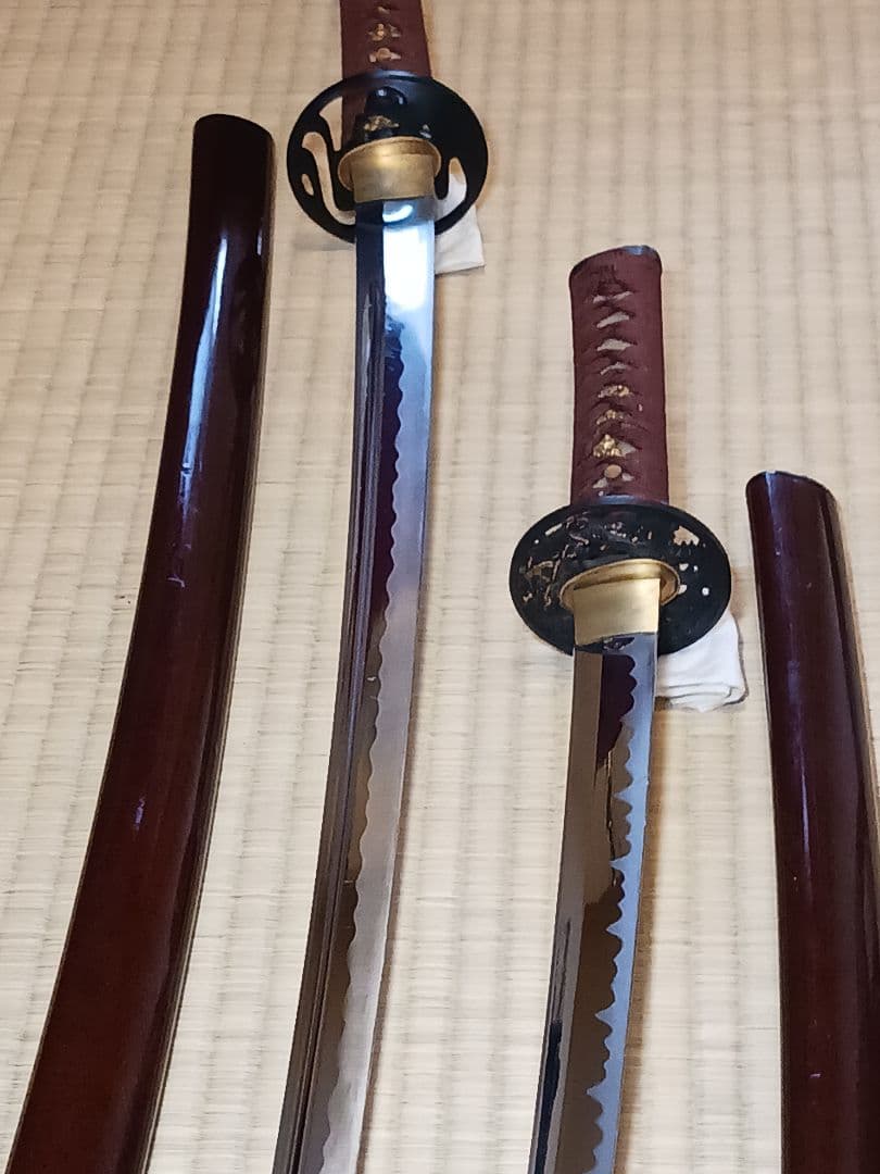 大小居合稽古刀、木製、鮫革(鉄鐔.二重薄刃)、2月末日までの最終値引き