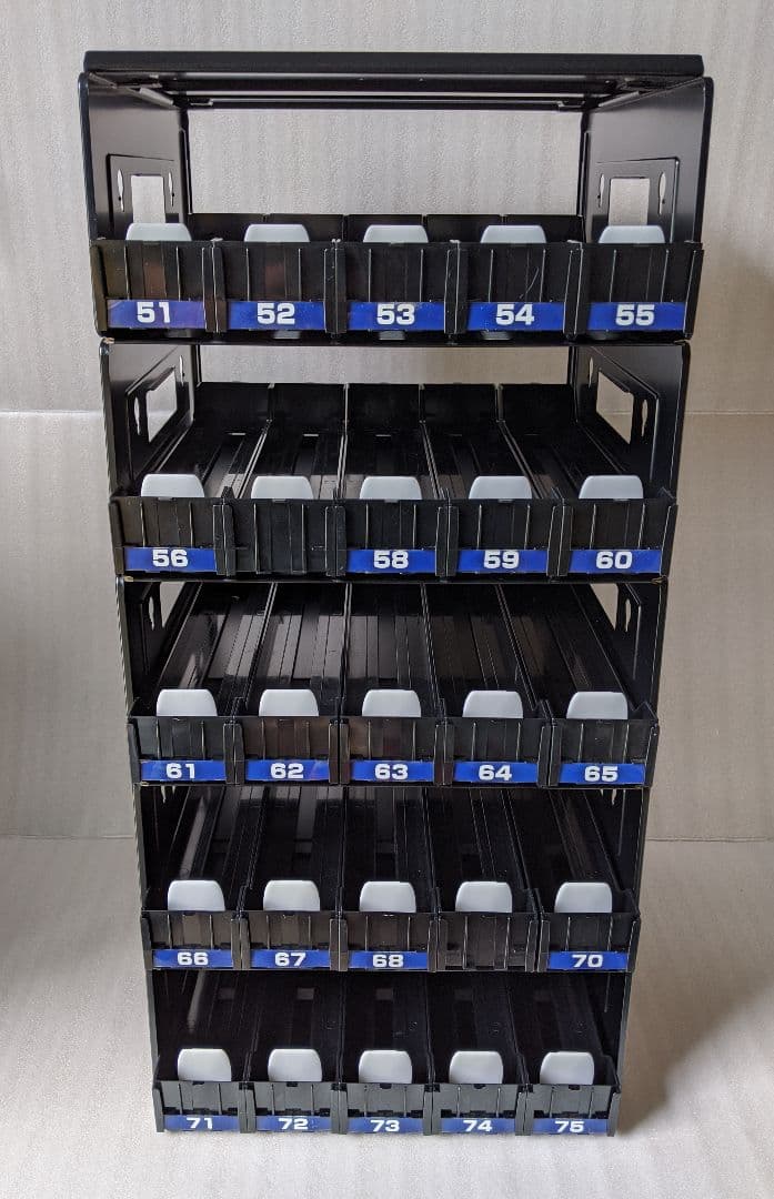 タバコ陳列スチールラック　5列5段　店舗什器　【状態良好】♦注あり