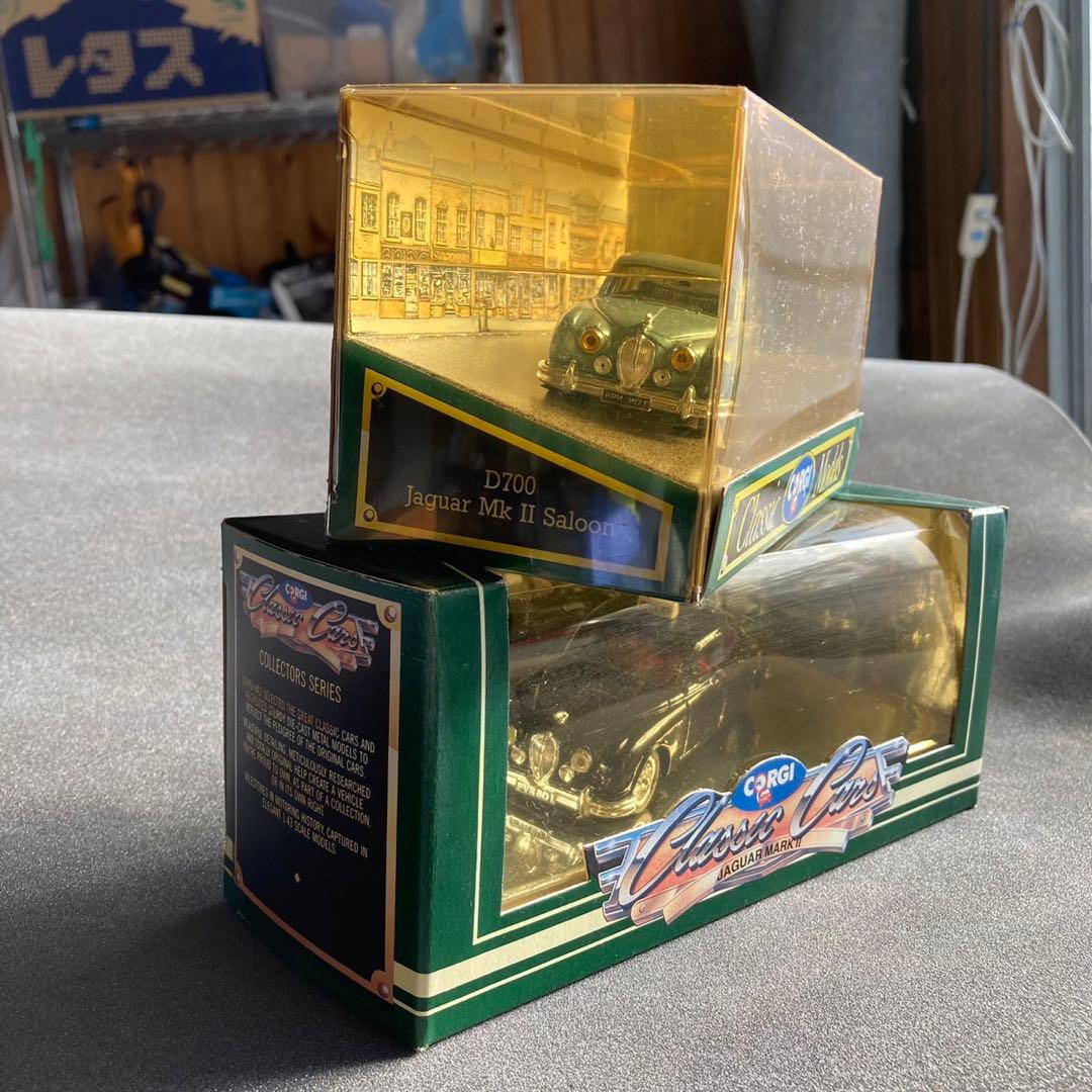 コーギー　クラッシックカーズ　1959年ジャガーサルーン&3.4 ポリス仕様