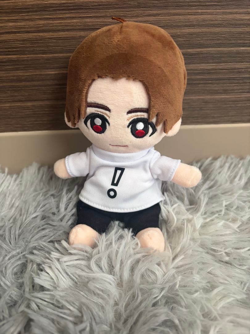 山田涼介　ぬいぐるみ　服