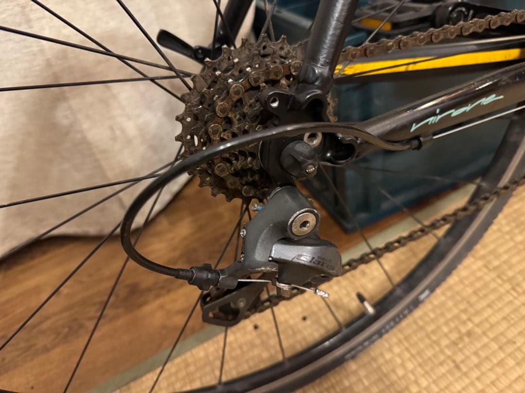 【東京】Bianchi クロスバイク マッドブラック 700c 2×8s