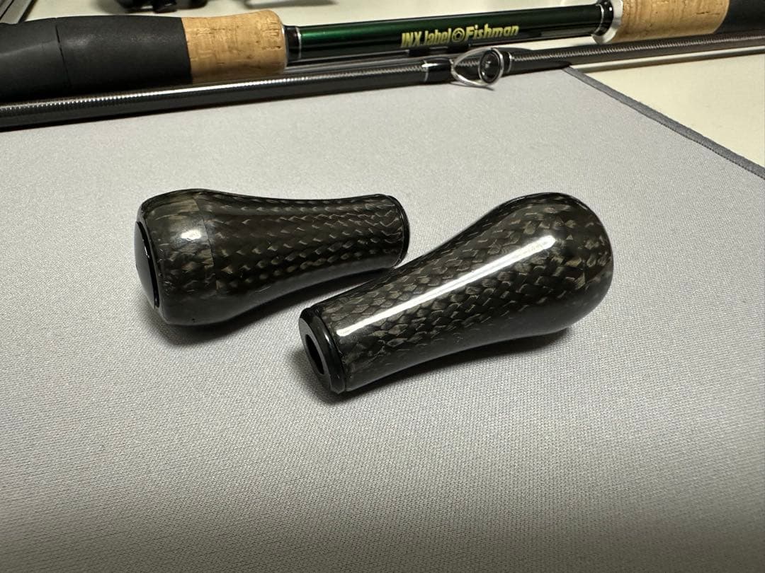 スタジオコンポジット　カーボンハンドルノブ　R25L ラバーコーティングノブ