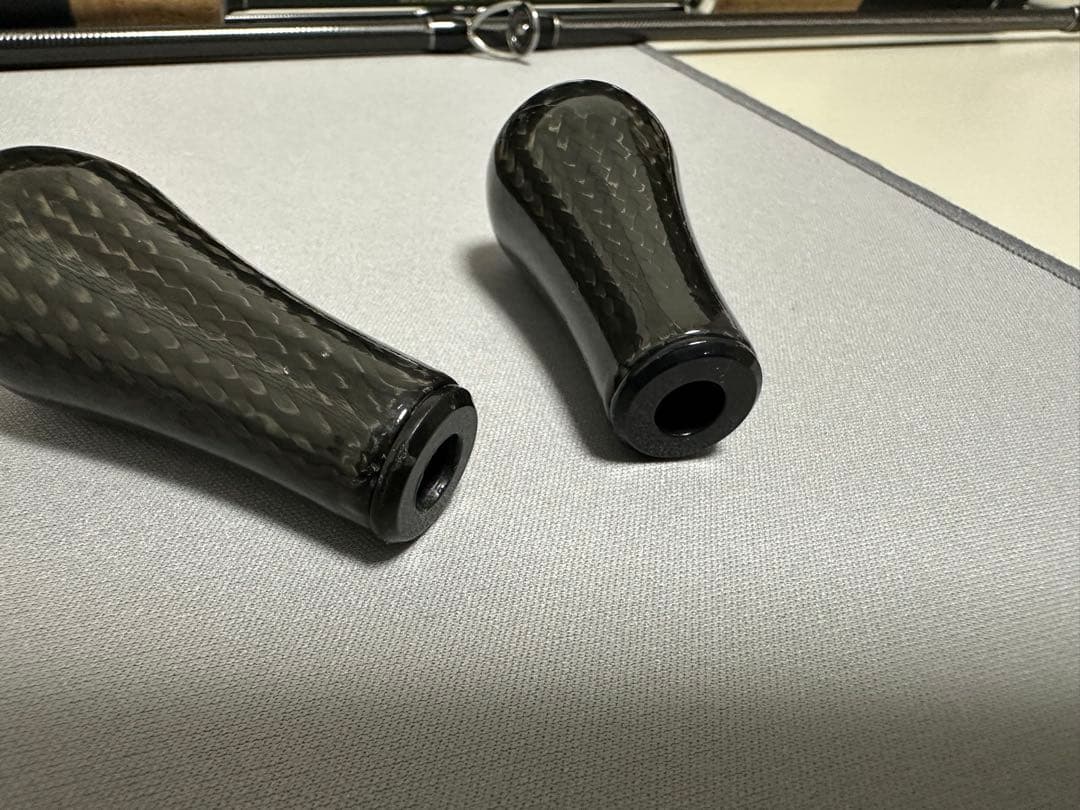 スタジオコンポジット　カーボンハンドルノブ　R25L ラバーコーティングノブ