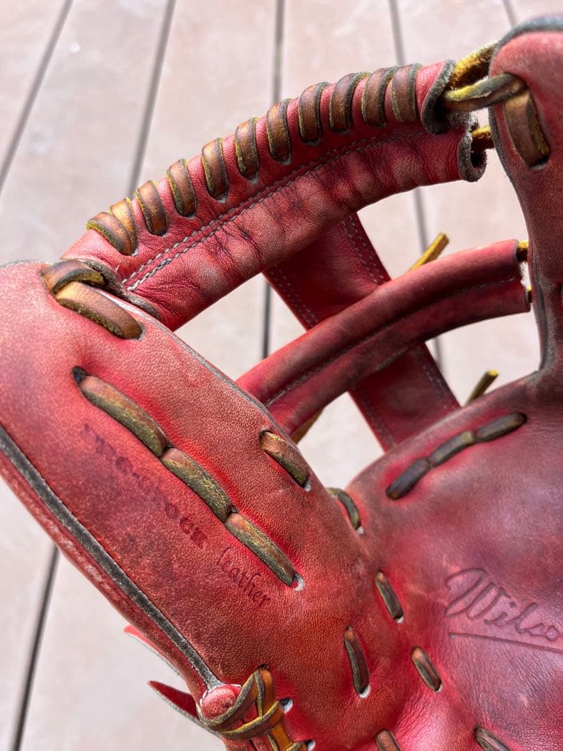 Wilson 硬式野球グローブ 赤　ウィルソン　内野　オールラウンド　形良好