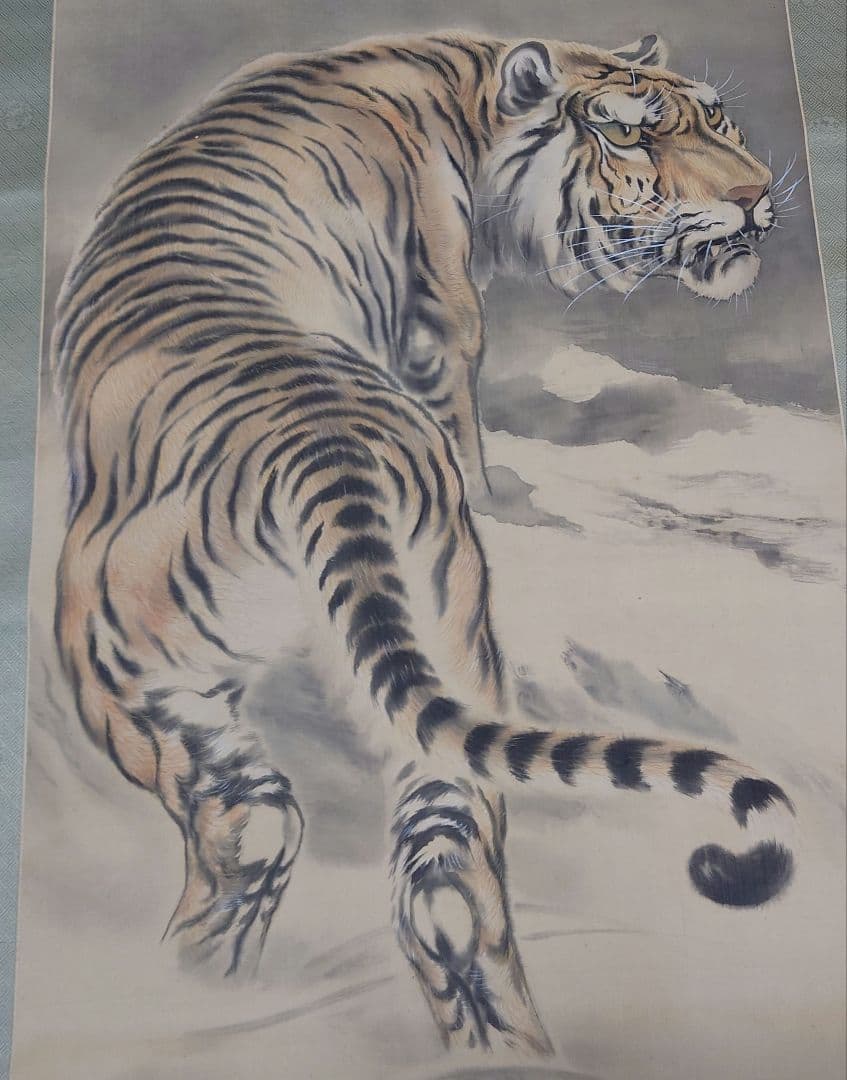 古美術　掛軸　(大巖の虎)　箱付き