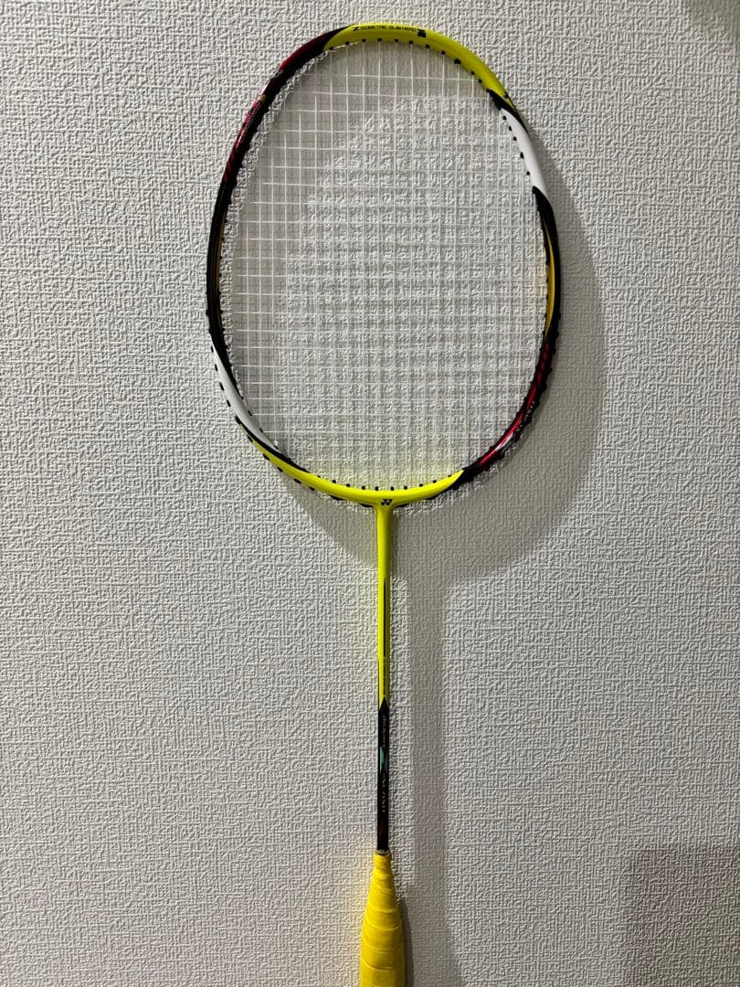 バドミントン　ラケット　ヨネックス　アークセイバー z スラッシュ　2U