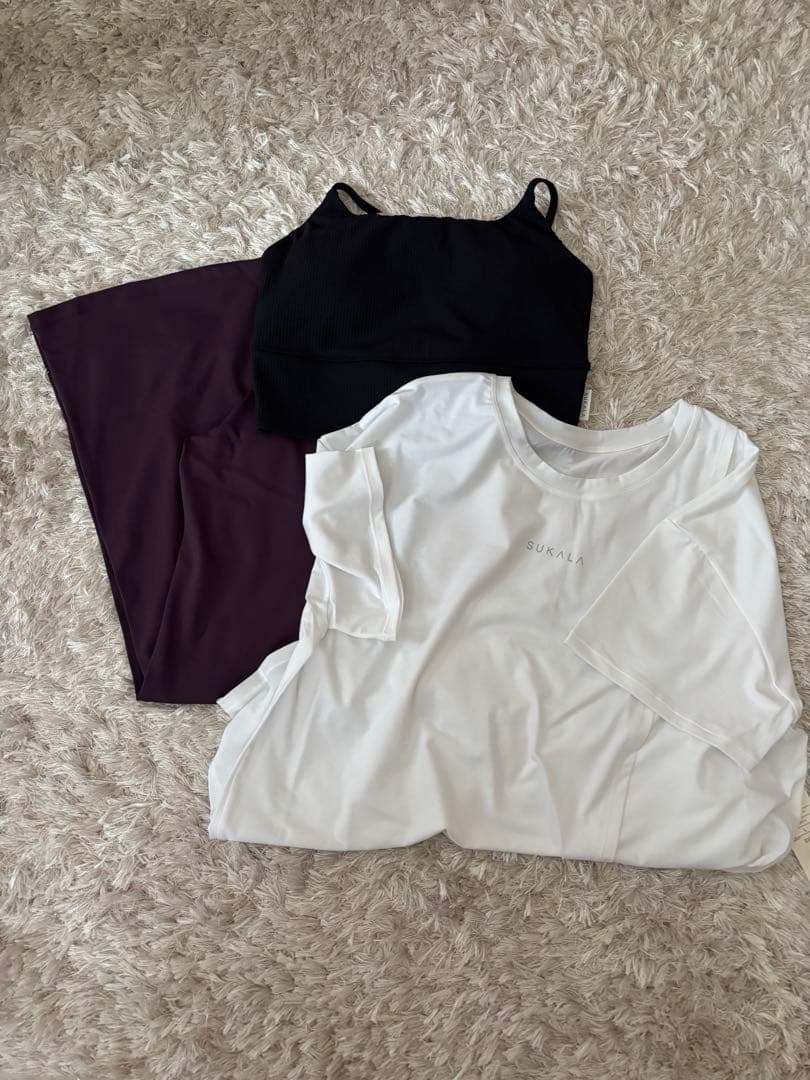 ヨガウェア　SUKALA 3点セット　新品未使用