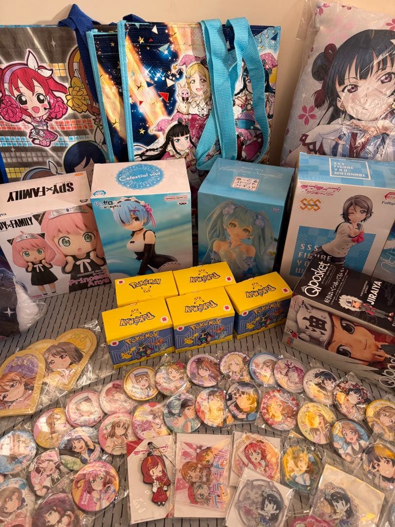 ラブライブ缶バッジグッズセット