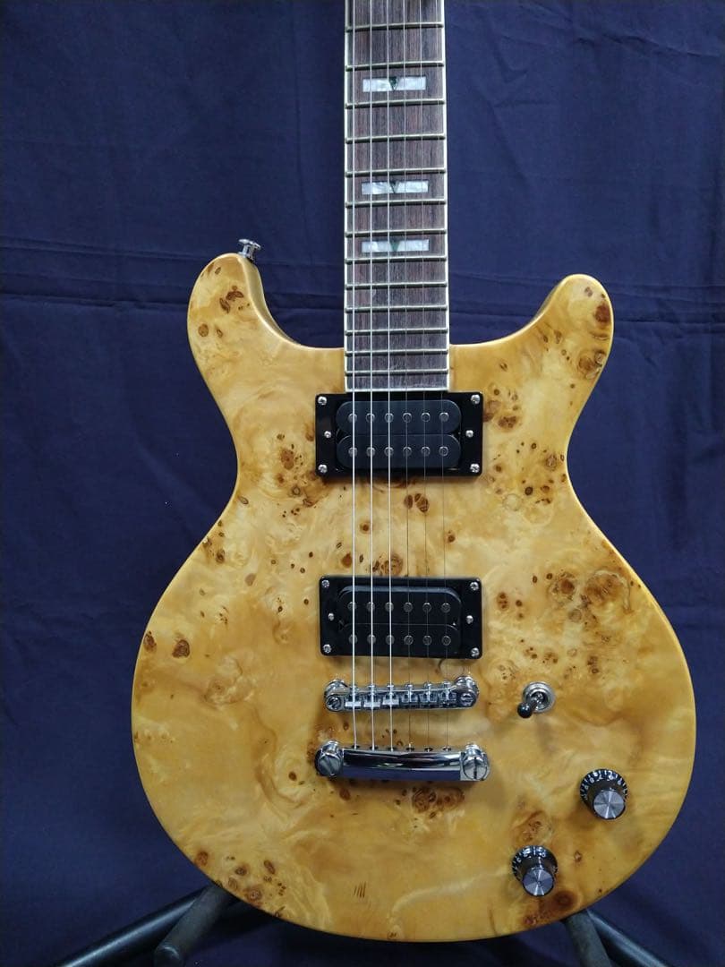 新品　カスタムメイド エレキギター　バードアイメープルトップ＆バスウッドボディー