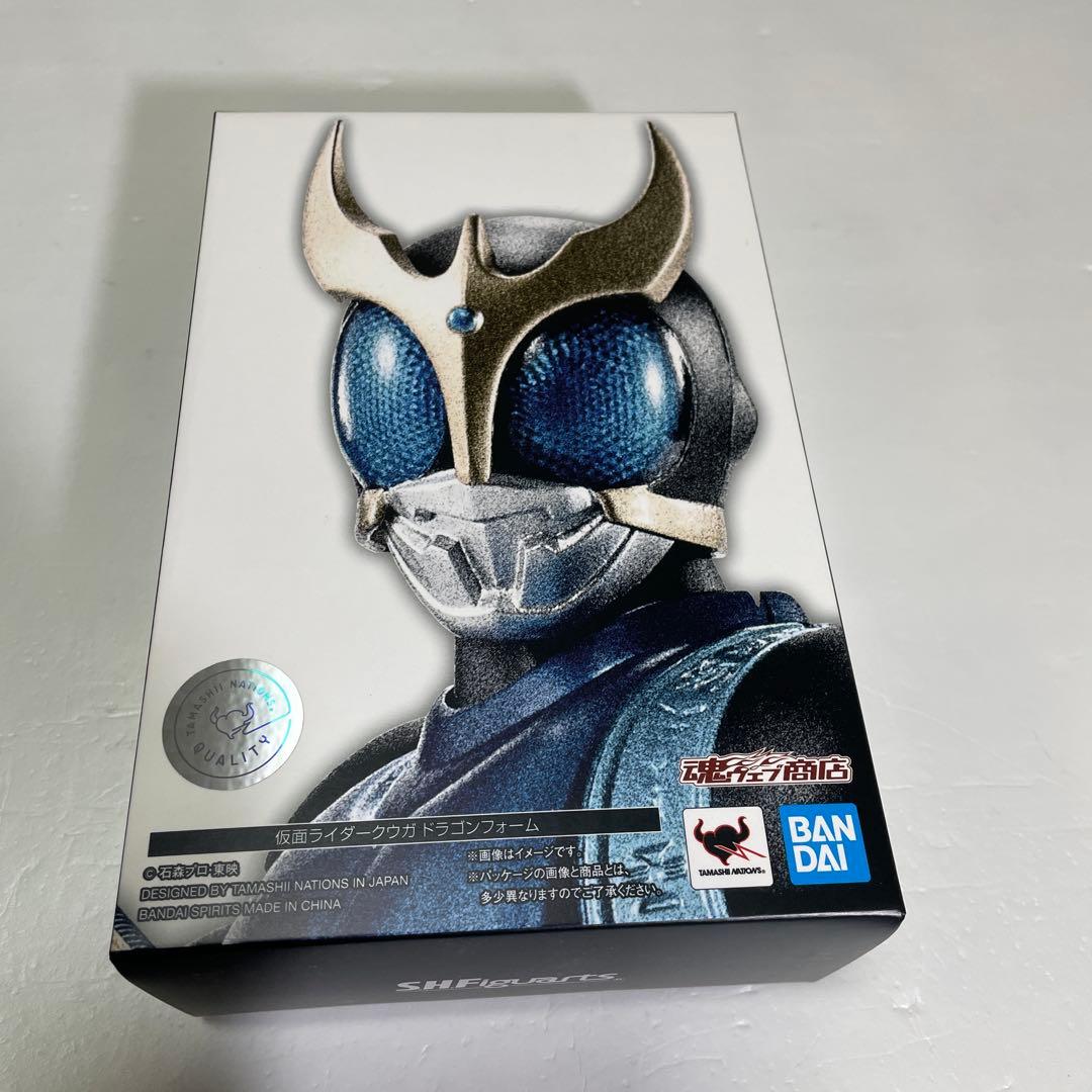 S.H.フィギュアーツ 真骨彫製法 仮面ライダークウガ ドラゴンフォーム