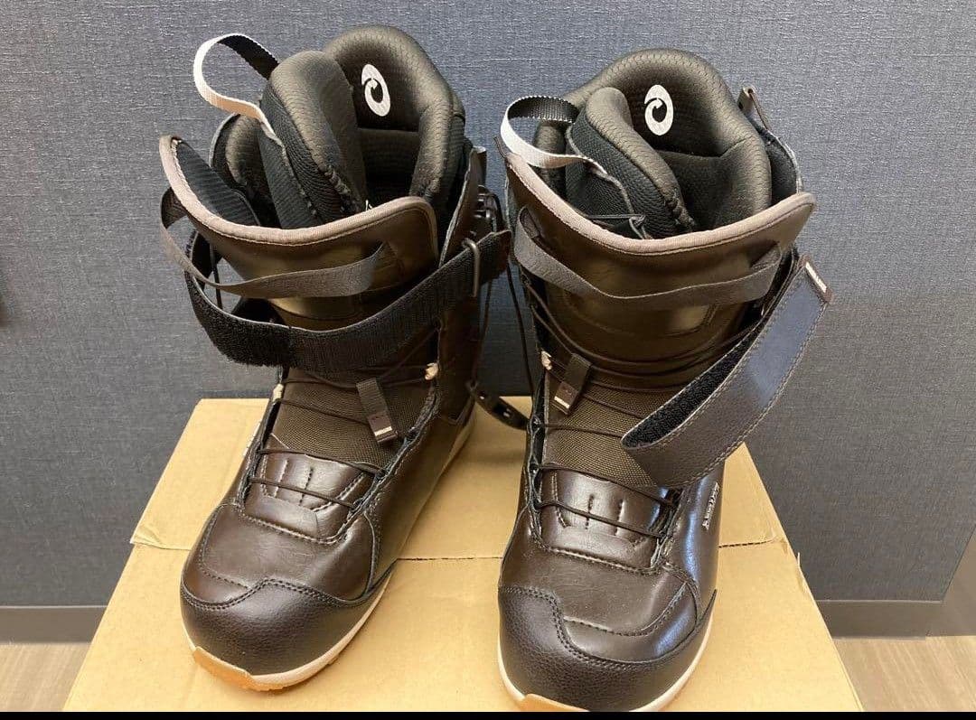 【ほぼ未使用品】DEELUXE スノーボードブーツ EMPIRE TF