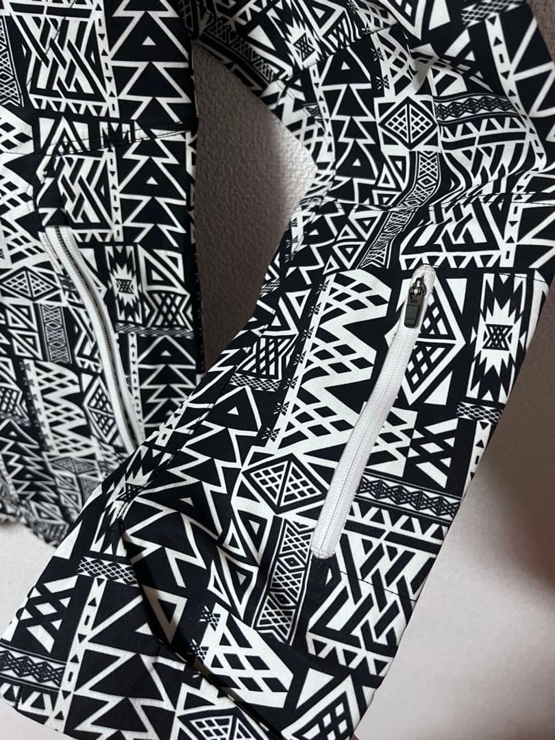 BURTON サーティーン　ジャケット　L