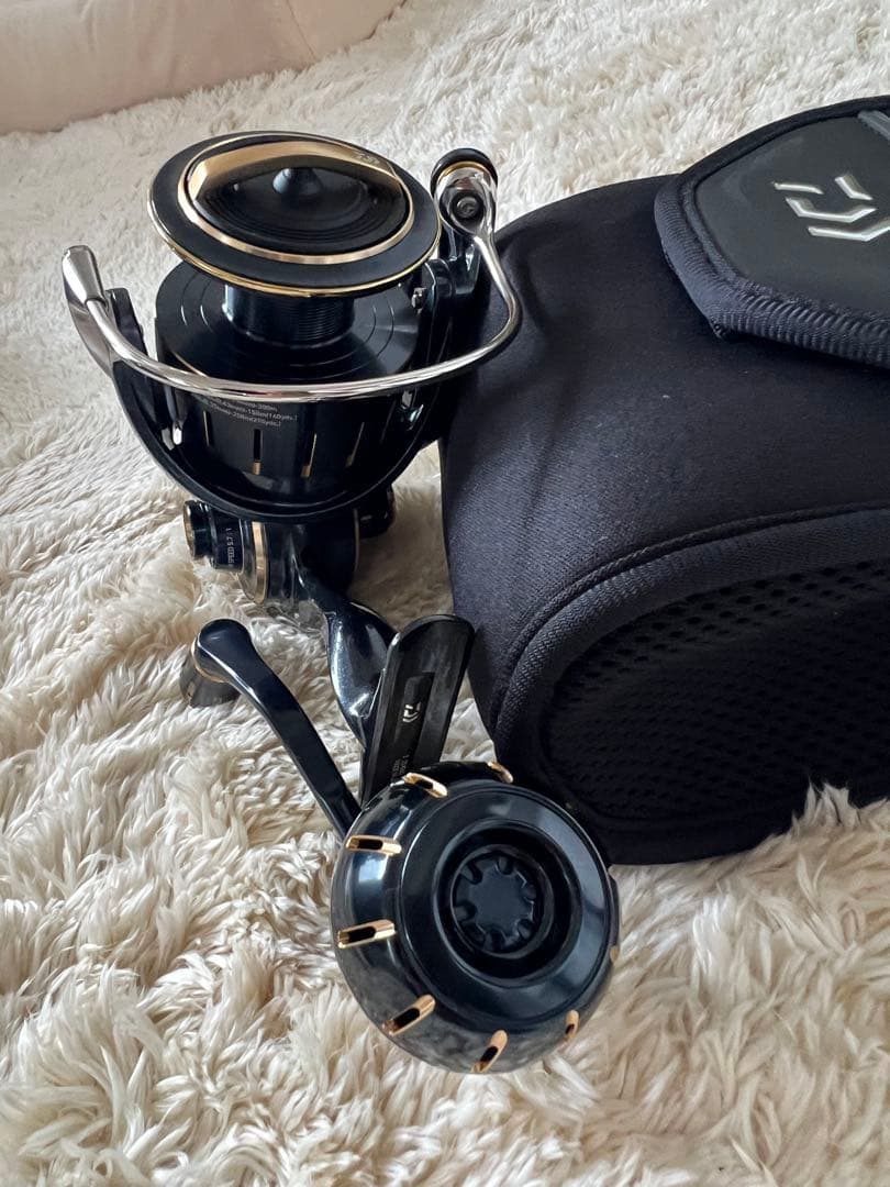 ダイワ スピニングリール 23ソルディガ SALTIGA 6000-H リール