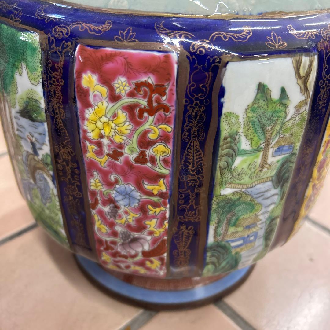 中国美術 青花琺瑯彩人物神獣纏枝花紋雙耳大瓶 高さ約50cm 旧家蔵出