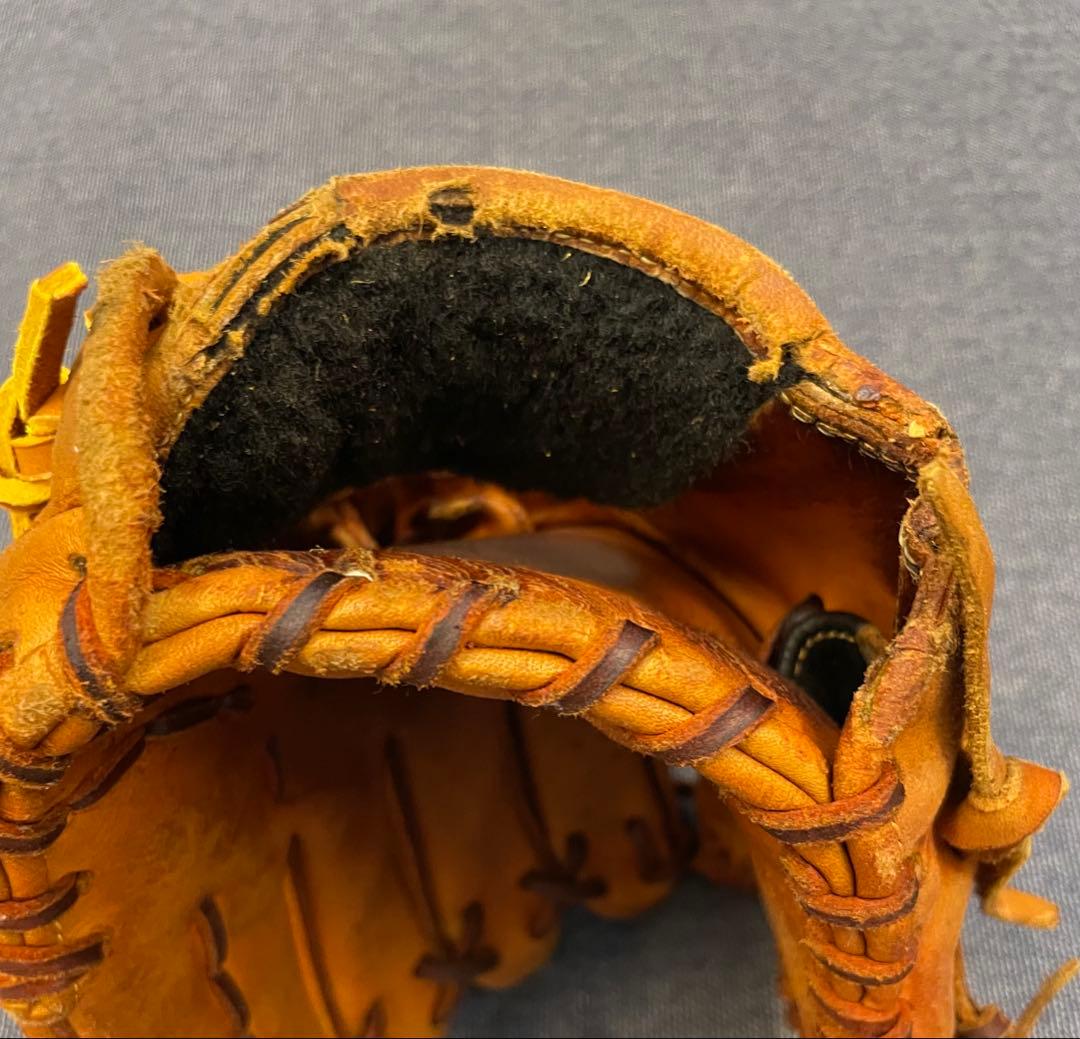 レア！　野球 硬式グローブ 一般用　大人　右投げ　グラブ　内野　右利き　ミズノ