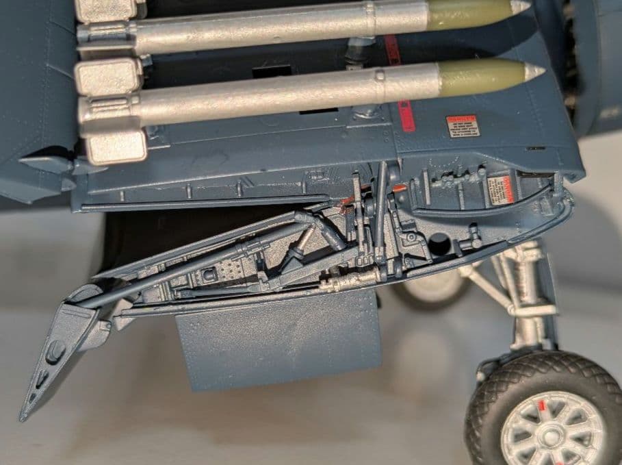 コルセアF4U-1D(プラモデル完成品1/32)