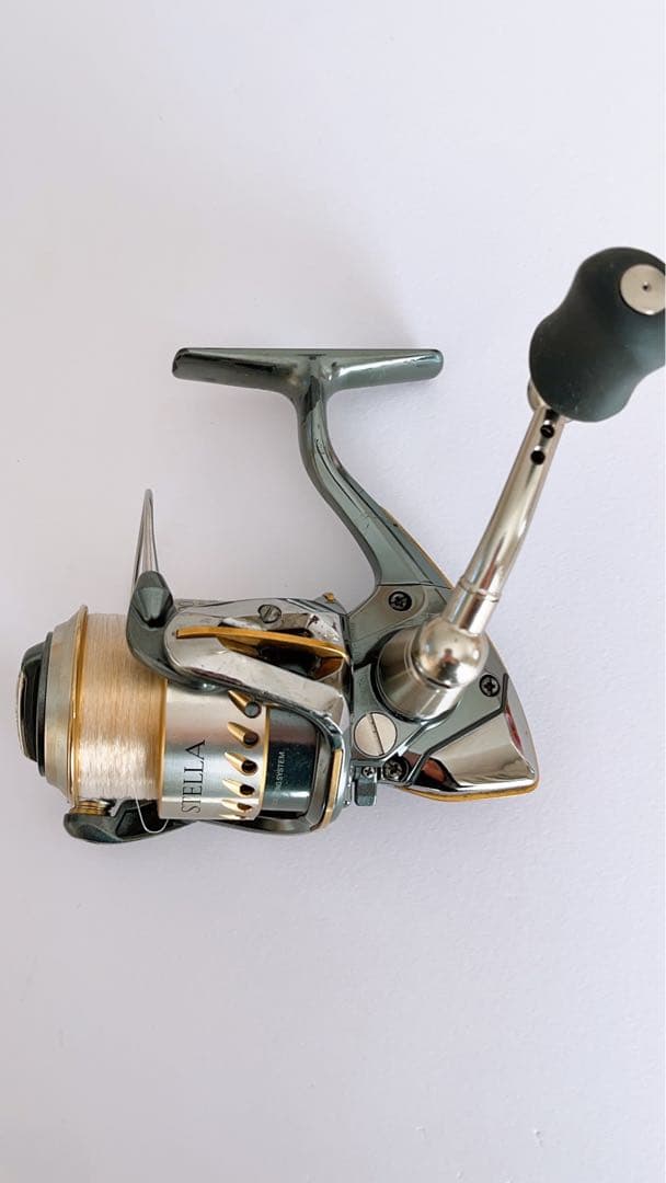 Shimano 04ステラ 2000S スピニングリール