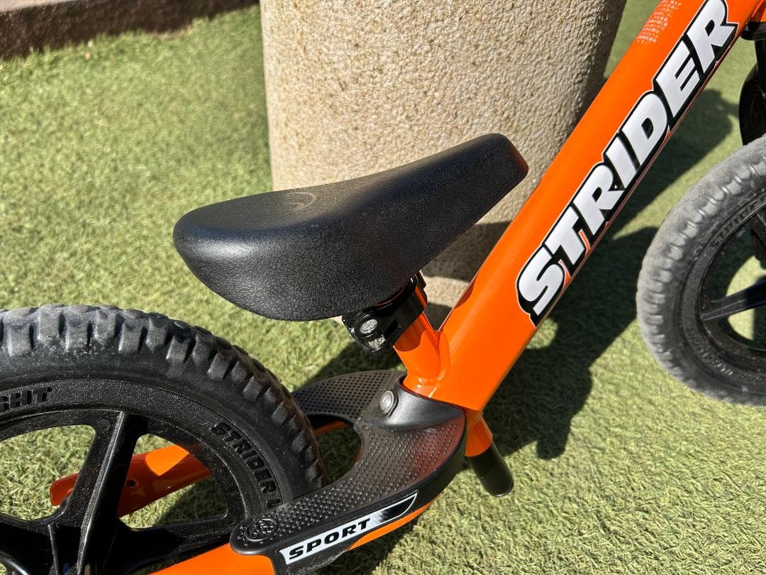 STRIDER SPORTS オレンジ 12インチ