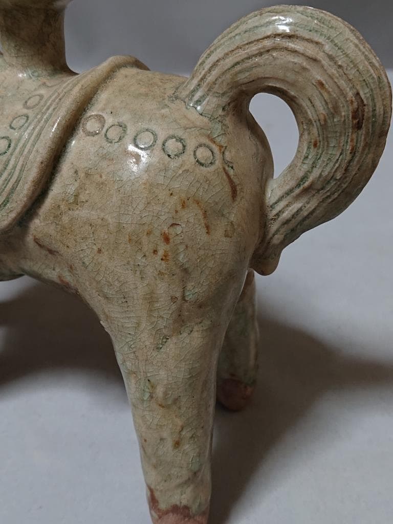 コレクター収集　タイ　バーン窯　青磁馬造形物　15～16世紀