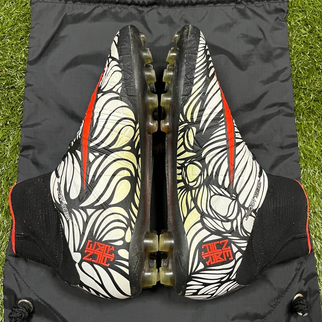 NIKE Hypervenom Phantom Ⅱ NJR AG-R 28cm