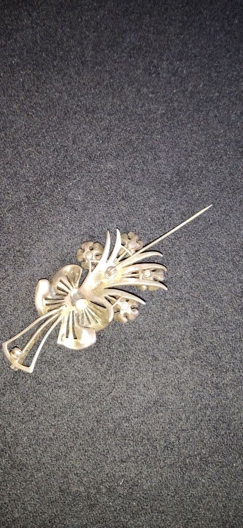 アンティーク、シルバーマーカサイトのブローチ