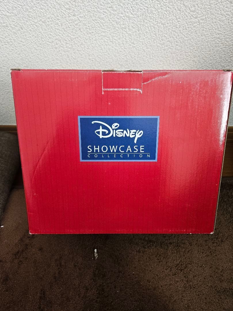 ディズニー　ショウケース　ラプンツェル　フィギュア　ライト付き