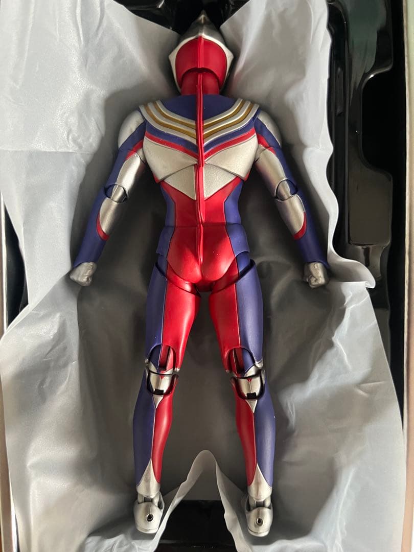 S.H.Figuarts 真骨彫製法 ウルトラマンティガ マルチタイプ