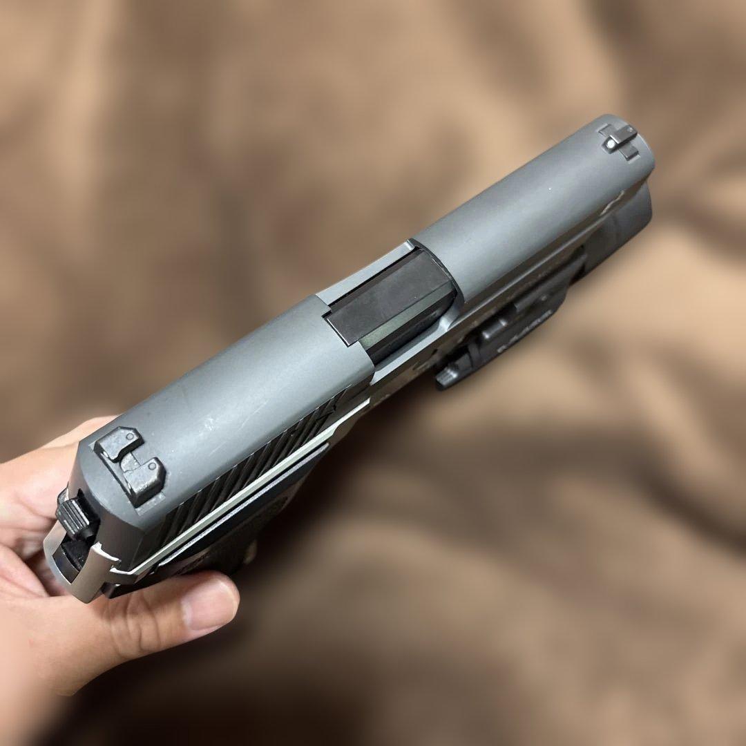 中々美品 東京マルイ シグ P226 RAIL E2 ステンレス シグ レイル