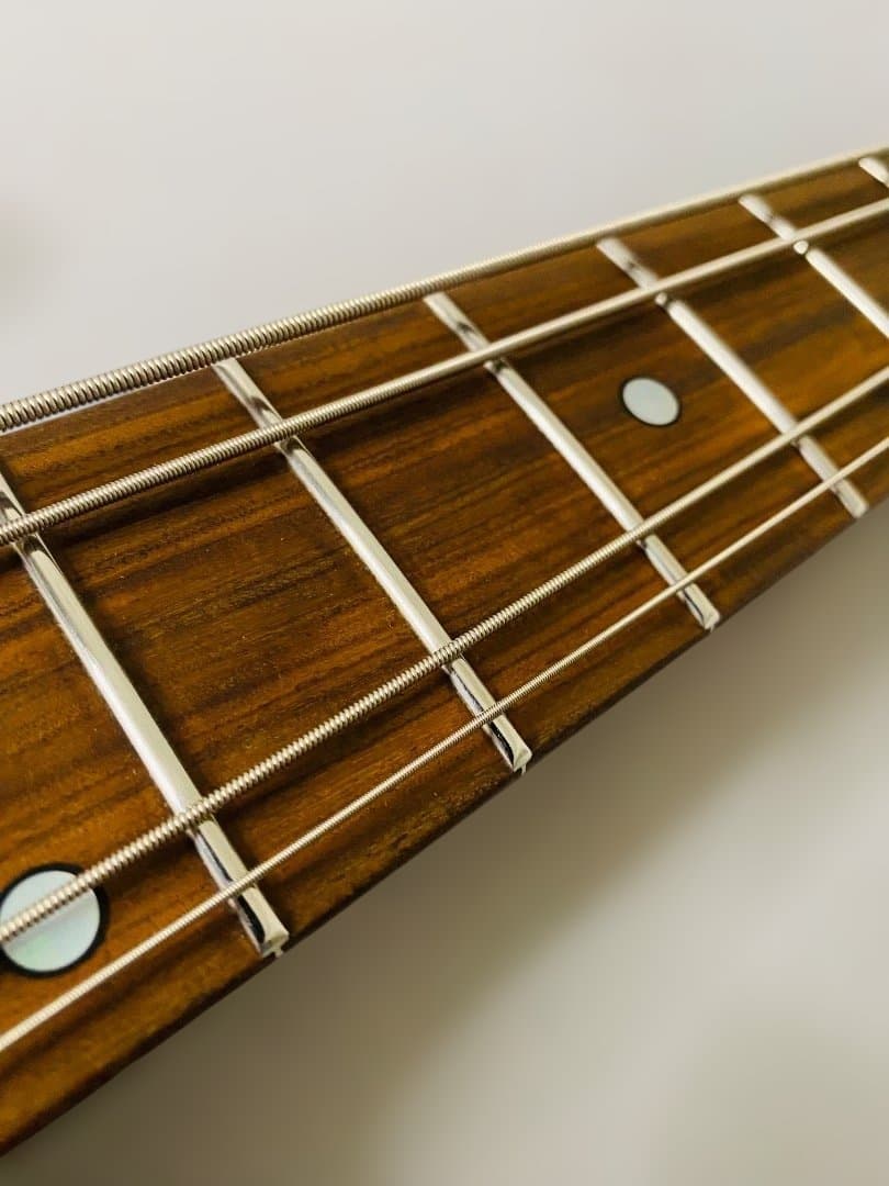 ベース MUSICMAN STINGRAY LIMITED EDITION 2012